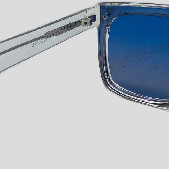 QUAY Australia Sunglasses - Picture 3 of 5